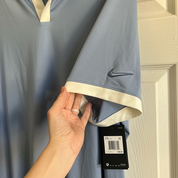 New Nike Polo - Picture 4 of 8